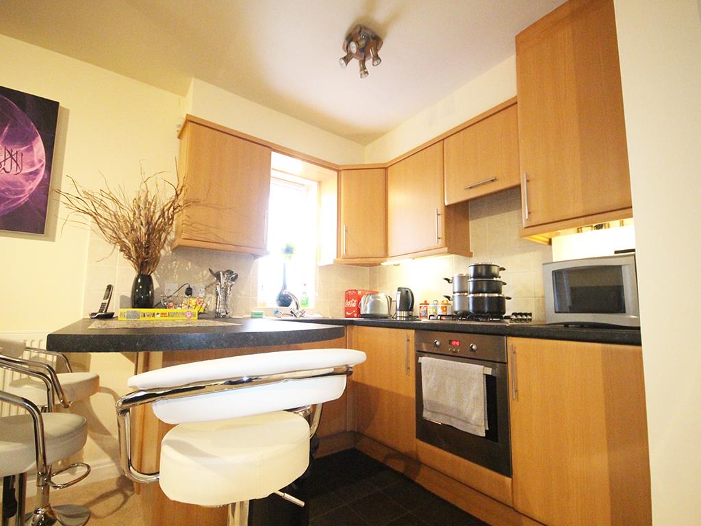 2 bedroom apartment For Sale in Colne - IMG_1789.jpg